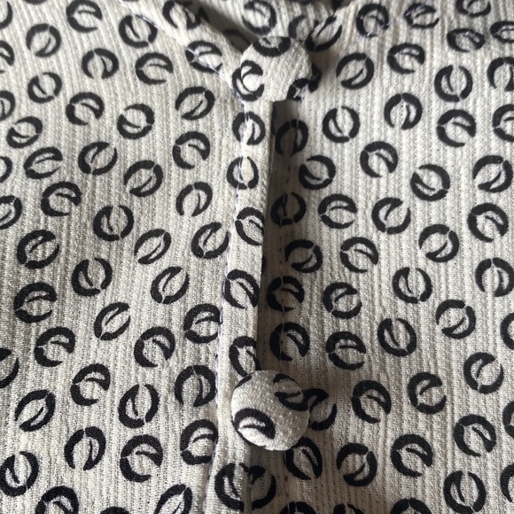 Denver Hayes Blouse - Picture 7 of 7